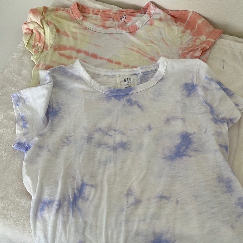 Gap Two Women’s tops Gap Medium